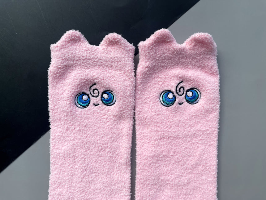 Sleepy Jiggle Fuzzy Socks