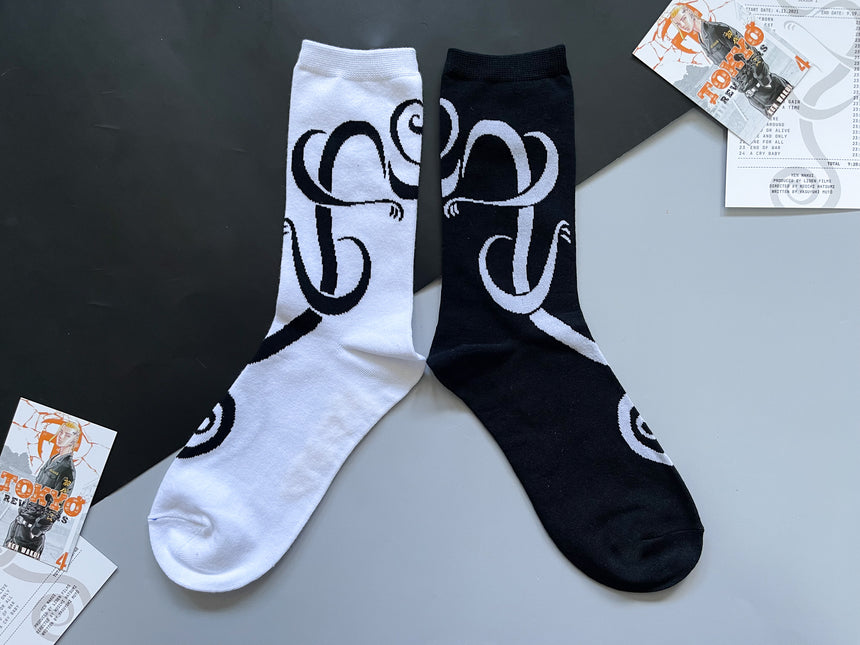 Mismatch Dragon Tattoo Socks