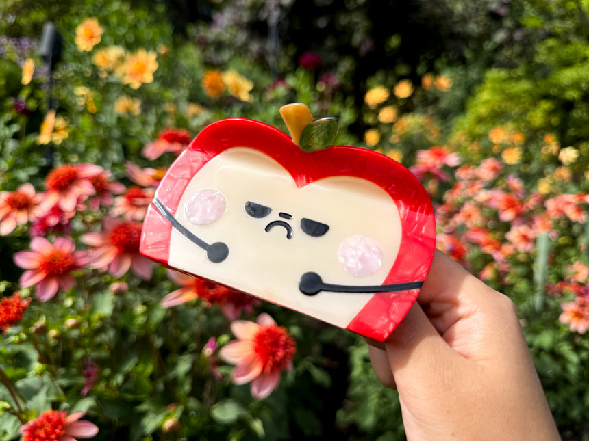 [PREORDER] Apple Boy Hair Claw